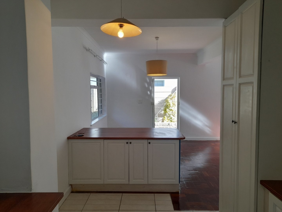 2 Bedroom Property for Sale in Kenilworth Western Cape
